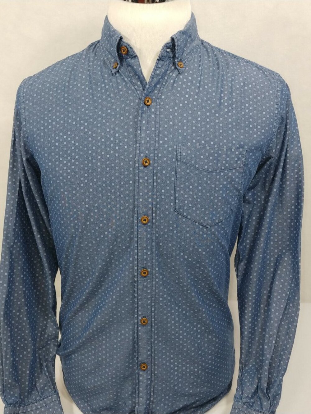American Eagle Outfitters Blue Geometric Cool Cotton Button Down Shirt Mens S